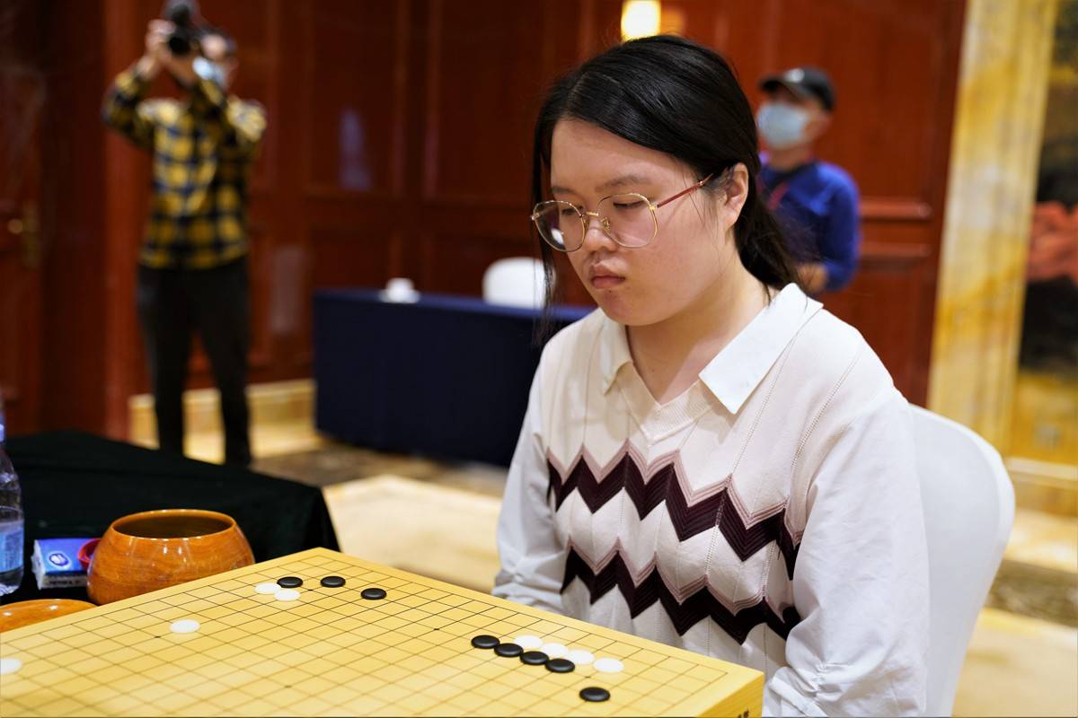 称霸赛场！女足球队豪取八连胜，势如破竹