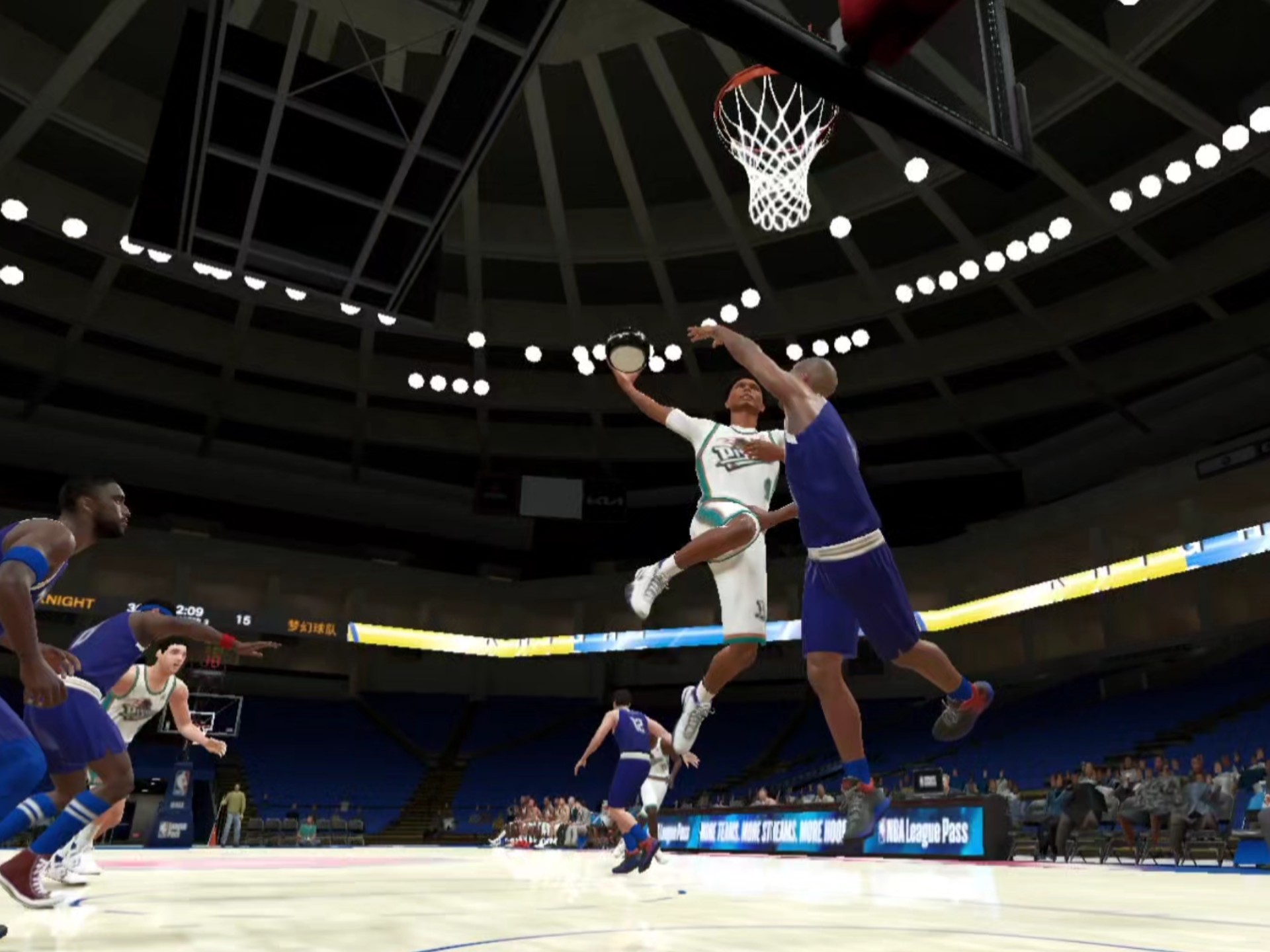 职业篮球比赛中的精彩进攻回放 职业篮球比赛中的精彩进攻回放