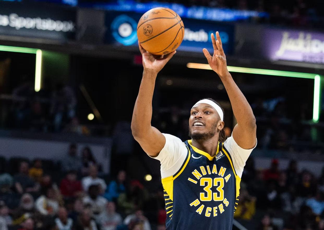 雄鹿负于步行者,米德尔顿低迷表现 雄鹿负于步行者,米德尔顿低迷表现