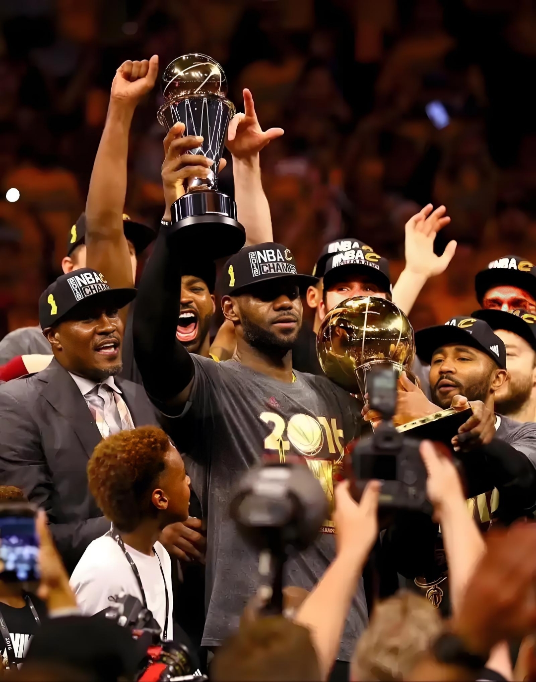 包含爵士队主场胜,连续两战扳回一丢胜分的词条 包含爵士队主场胜,连续两战扳回一丢胜分的词条