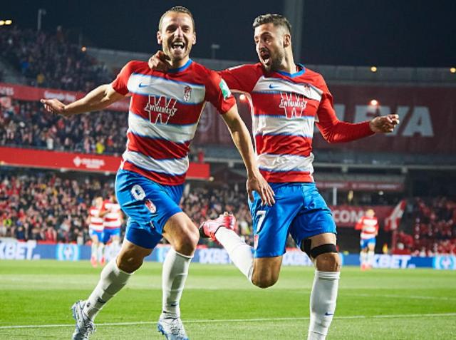 格拉纳达客场击败强敌,实现壮举 格拉纳达客场击败强敌,实现壮举